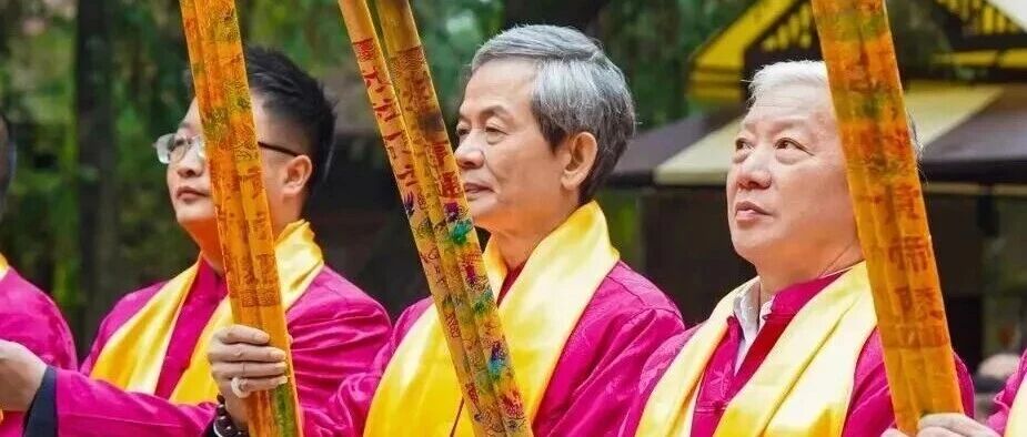 北京潮商会陈才雄会长一行出席乙已·重阳祭拜黄帝陵暨西安市潮汕商会2025年会等活动